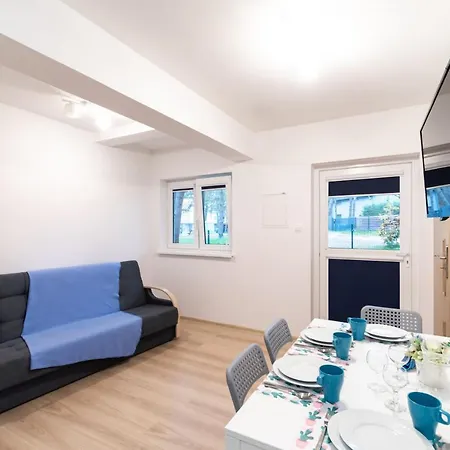 Poddabek- Basen Kryty, Sauna, Animacje Dla Dzieci , Malpi Gaj, Baseny Na Dachu