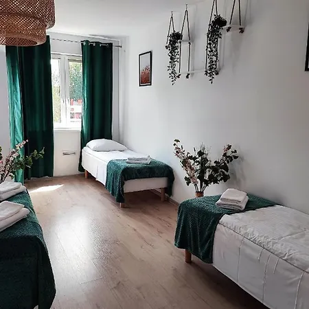 Poddabek- Basen Kryty, Sauna, Animacje Dla Dzieci , Malpi Gaj, Baseny Na Dachu アパート