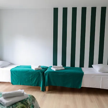 Poddabek- Basen Kryty, Sauna, Animacje Dla Dzieci , Malpi Gaj, Baseny Na Dachu