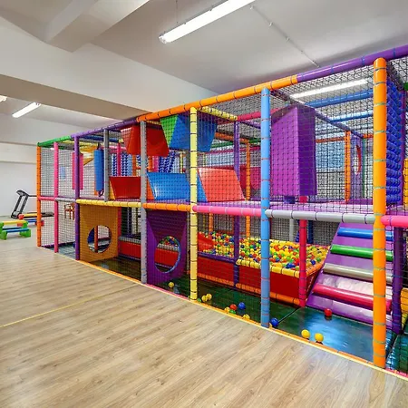 Appartement Poddabek- Basen Kryty, Sauna, Animacje Dla Dzieci , Malpi Gaj, Baseny Na Dachu