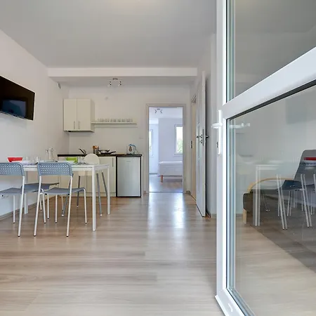 アパート Poddabek- Basen Kryty, Sauna, Animacje Dla Dzieci , Malpi Gaj, Baseny Na Dachu