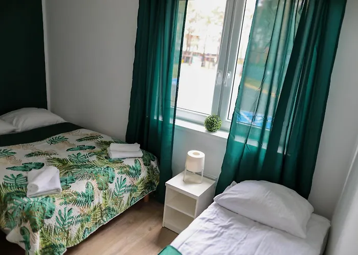 Lägenhet Poddabek- Basen Kryty, Sauna, Animacje Dla Dzieci , Malpi Gaj, Baseny Na Dachu *