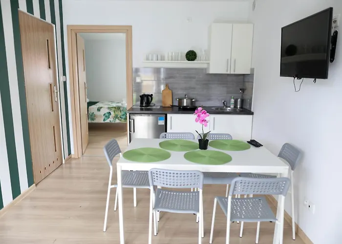 Poddabek- Basen Kryty, Sauna, Animacje Dla Dzieci , Malpi Gaj, Baseny Na Dachu Lägenhet Poddąbie