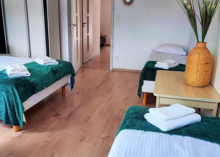 Poddabek- Basen Kryty, Sauna, Animacje Dla Dzieci , Malpi Gaj, Baseny Na Dachu Poddąbie