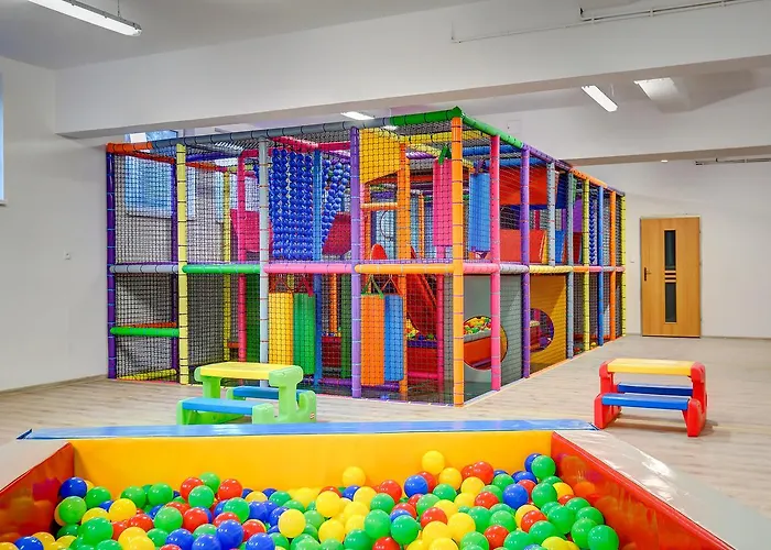 Lägenhet Poddabek- Basen Kryty, Sauna, Animacje Dla Dzieci , Malpi Gaj, Baseny Na Dachu Poddąbie